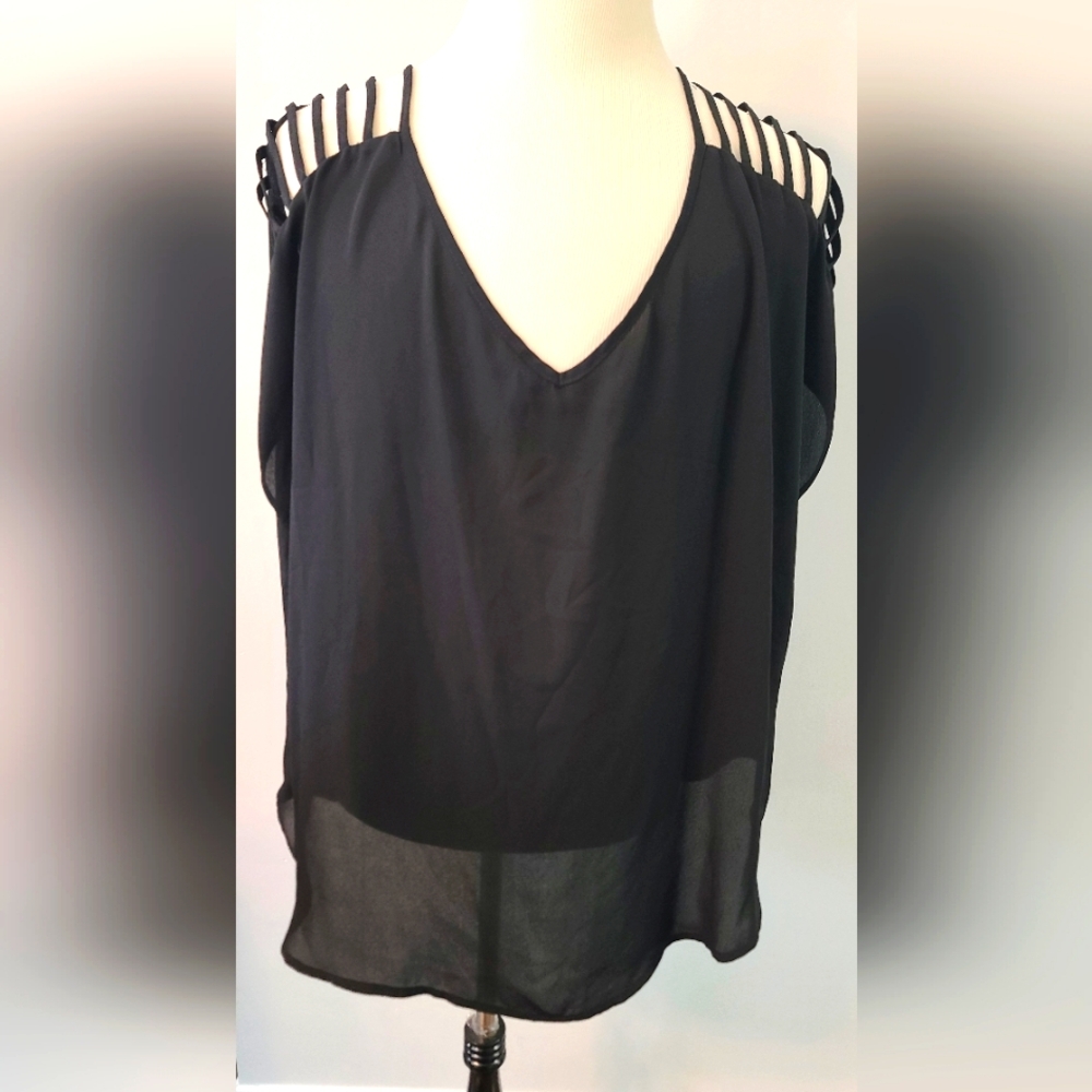 Torrid Size 2 Black Sleeveless Top